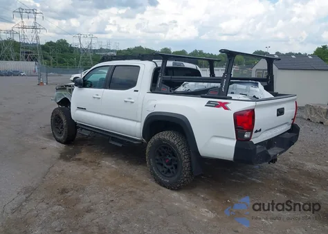 2023 Toyota Tacoma Sr5 V6 z USA, uszkodzony, nr VIN 3TMCZ5AN8PM629216
